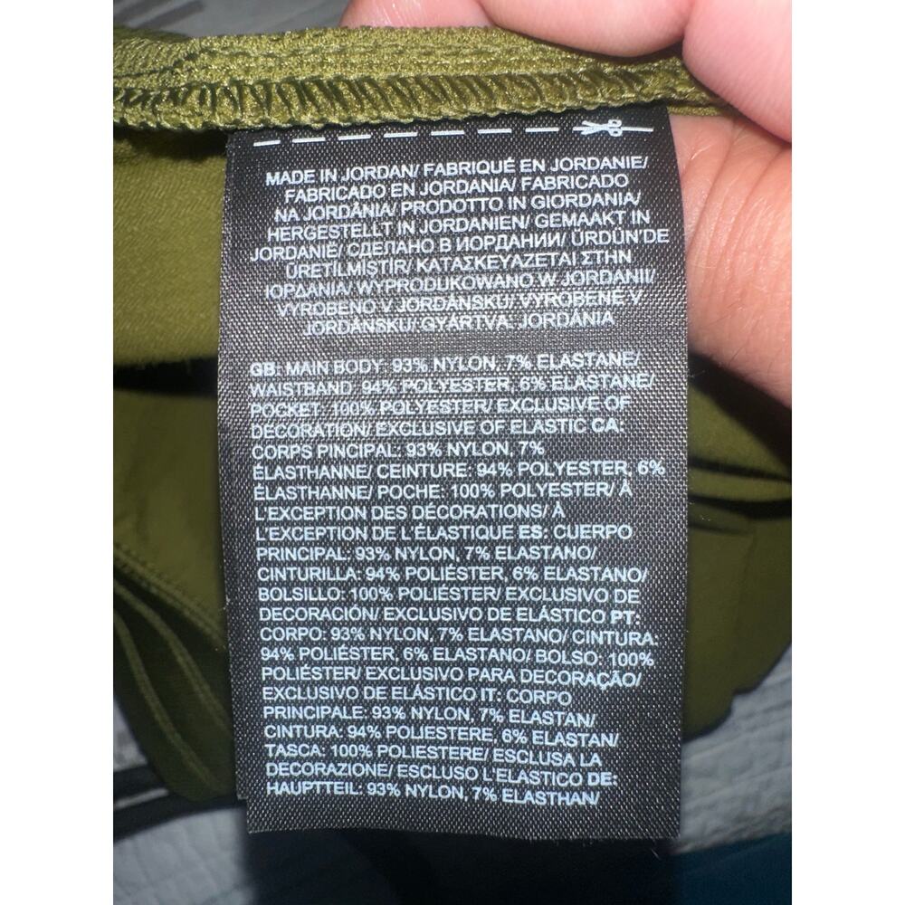 The North Face Women’s XXL Olive Green Pull On Hiking Running Shorts - Picture 7 of 11